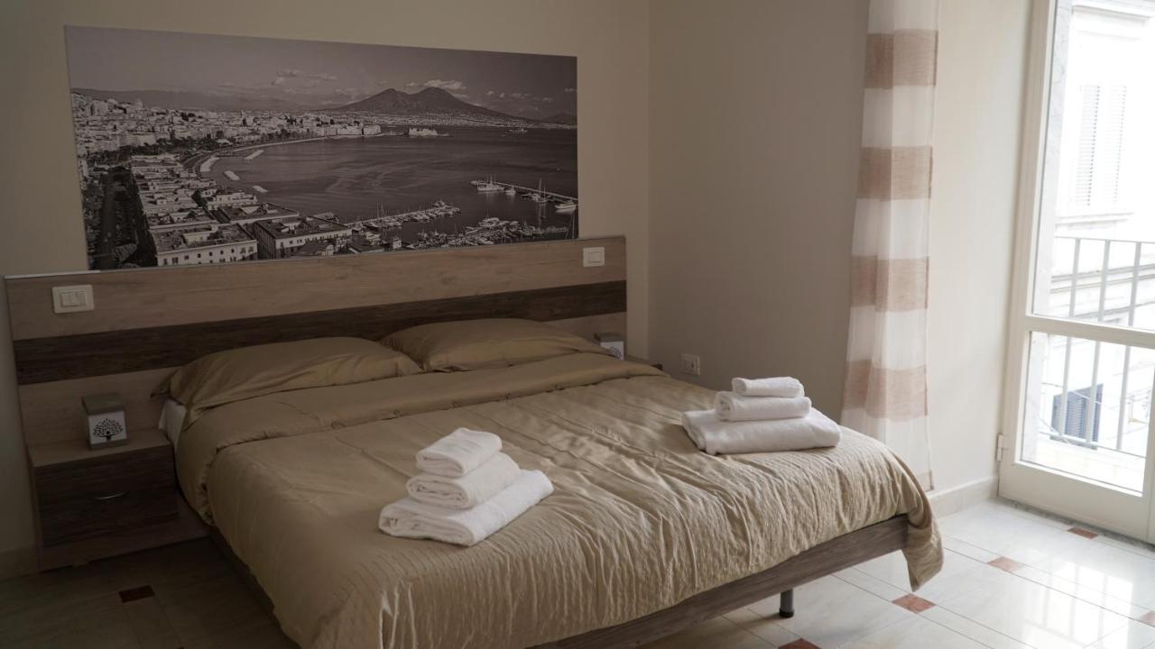Donna Vicenza Bed & Breakfast Neapol Zewnętrze zdjęcie